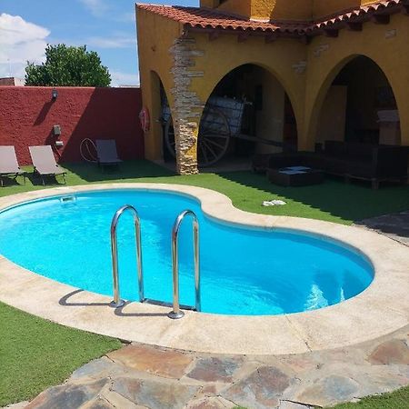 Casa Rural Lares Касас-де-Дон-Педро Экстерьер фото