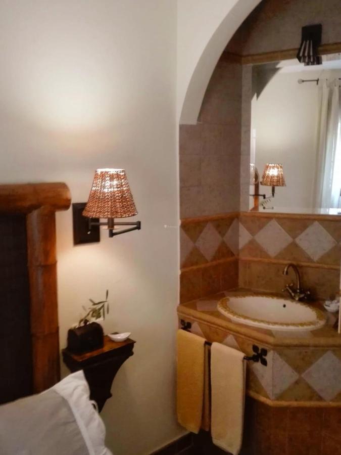 Casa Rural Lares Касас-де-Дон-Педро Экстерьер фото