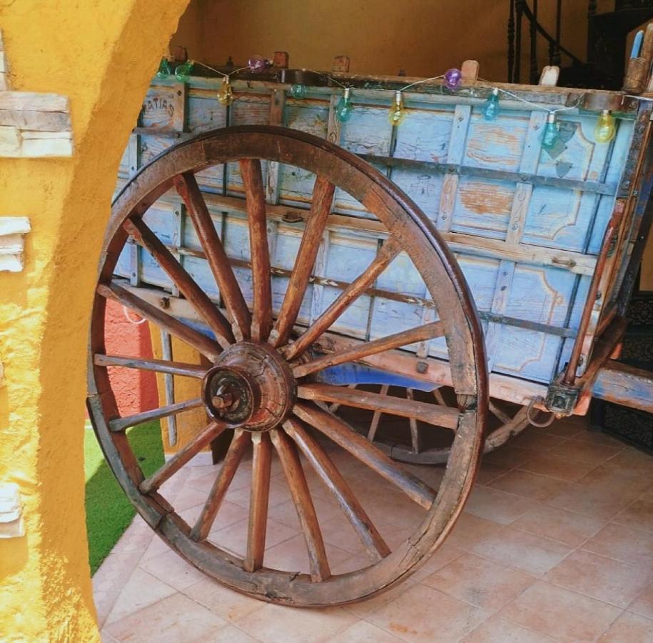 Casa Rural Lares Касас-де-Дон-Педро Экстерьер фото